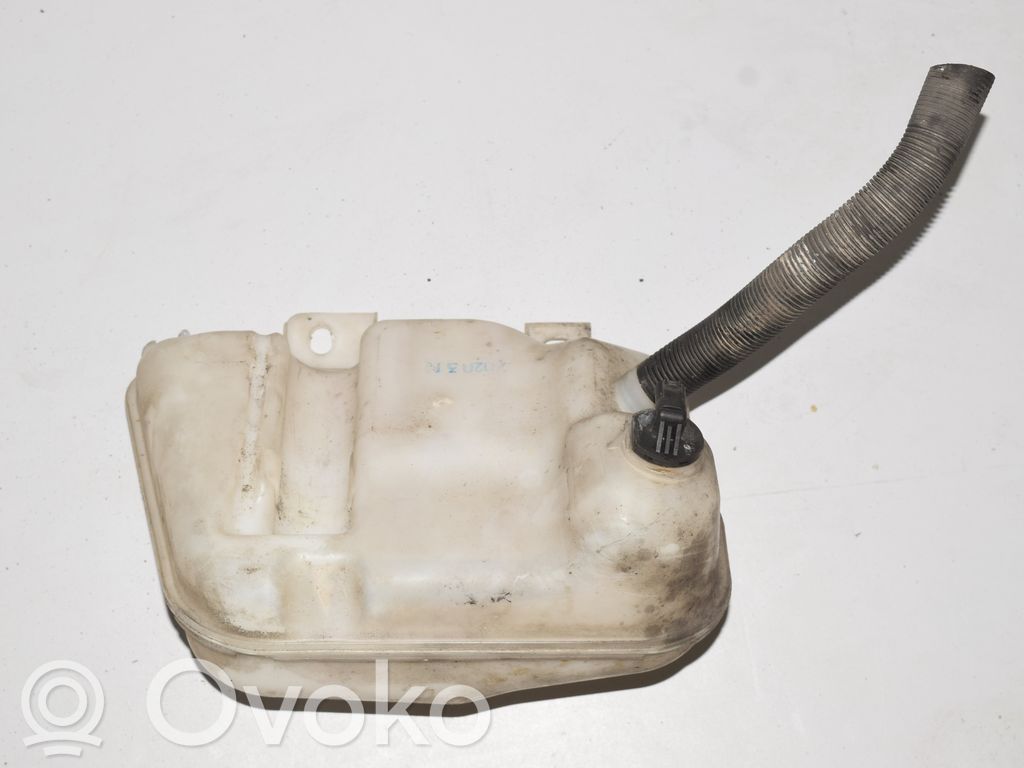 Logu šķidruma tvertne   7038432