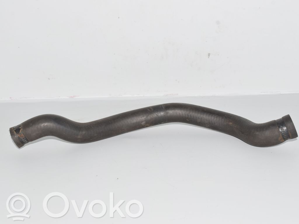 Engine coolant pipe/hose   8409063