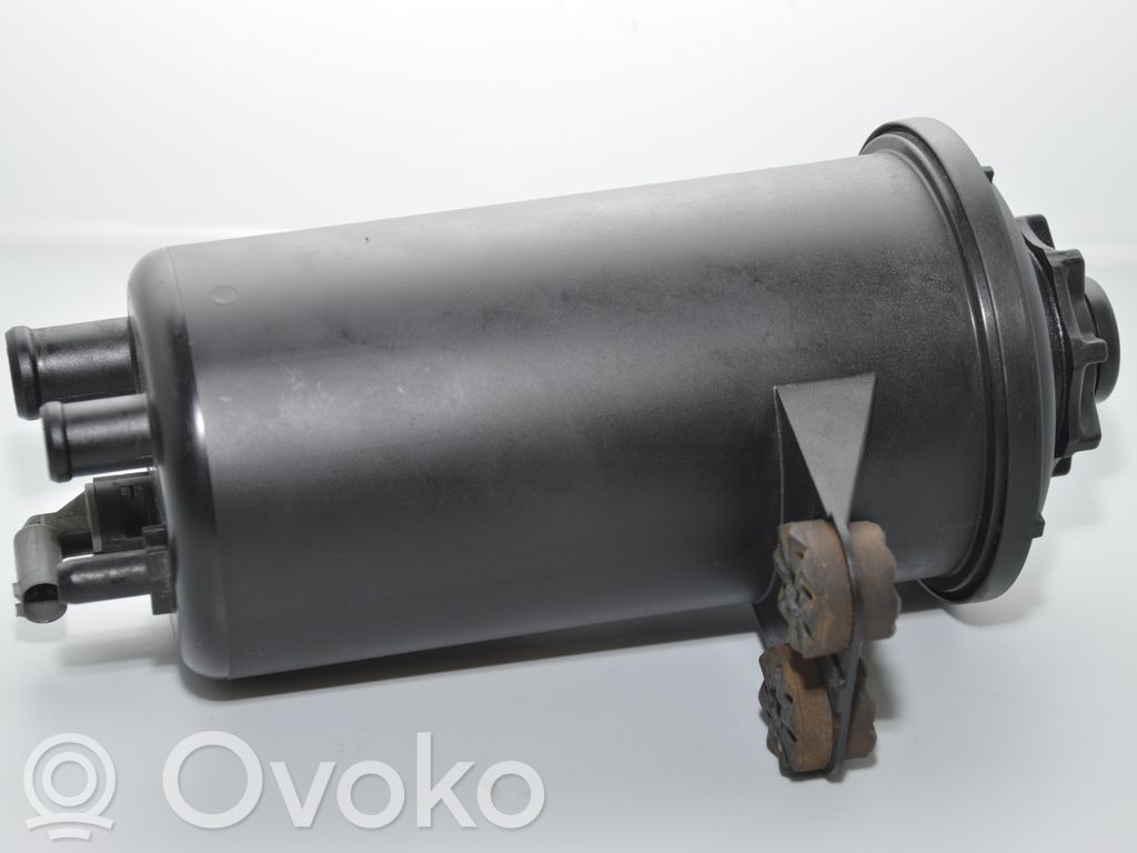 BMW 5 E60 E61 Ohjaustehostimen nestesäiliö 