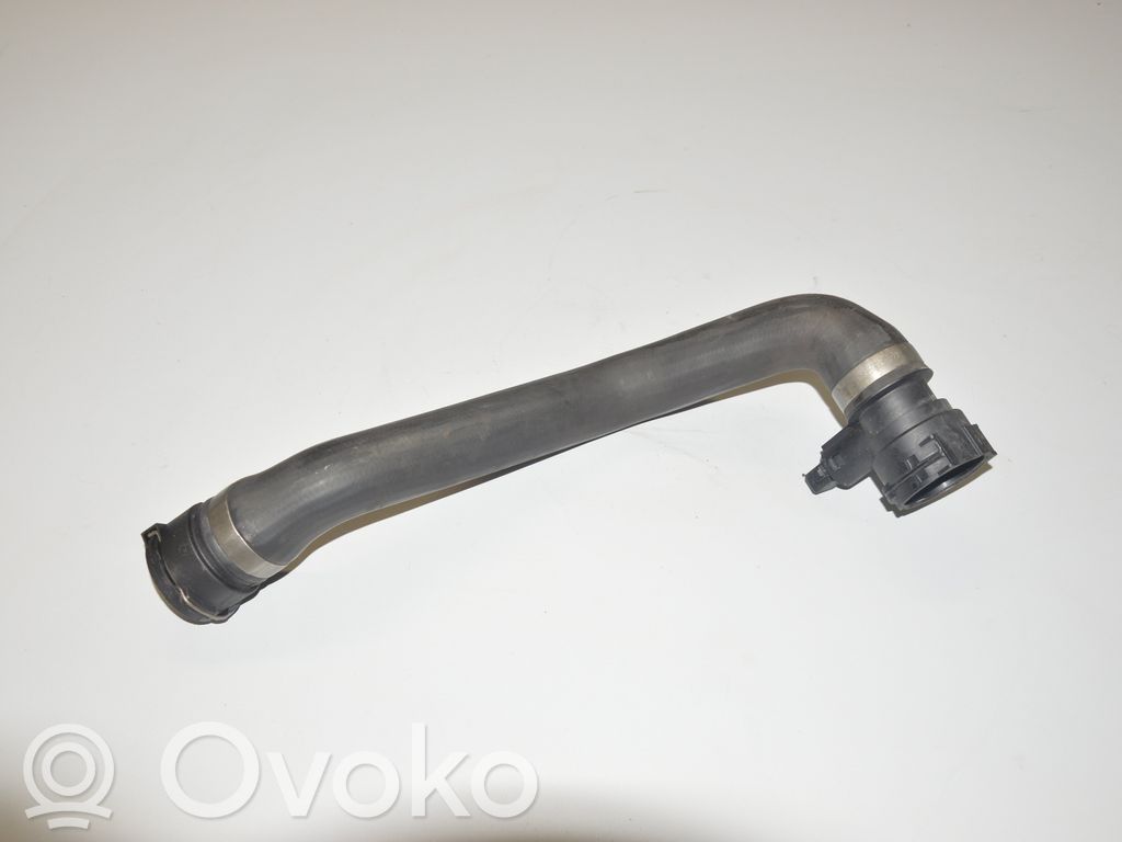 BMW 5 E39 Engine coolant pipe/hose 