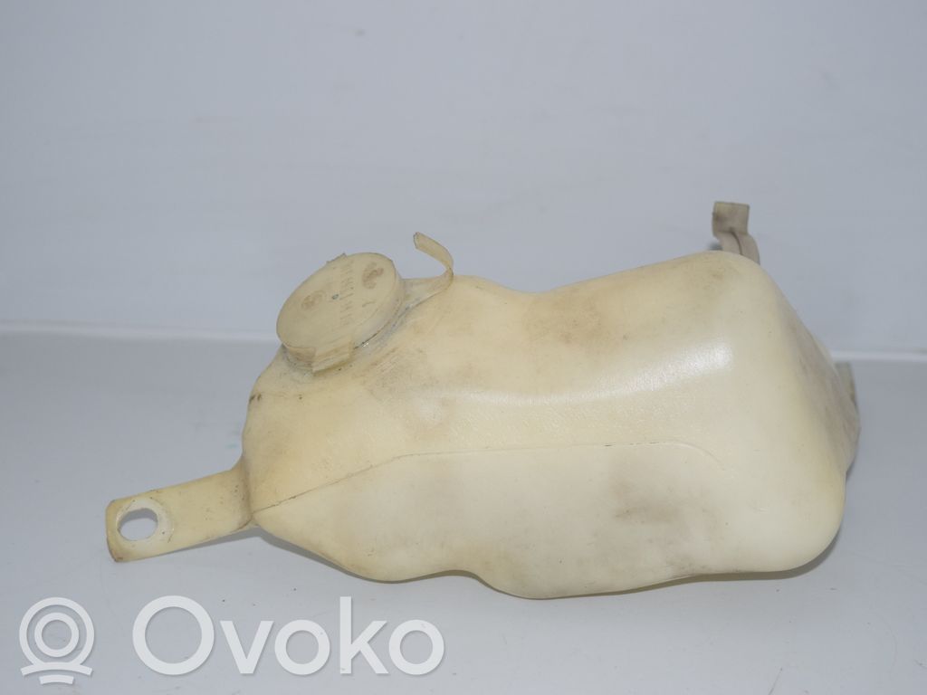 Logu šķidruma tvertne   8361443