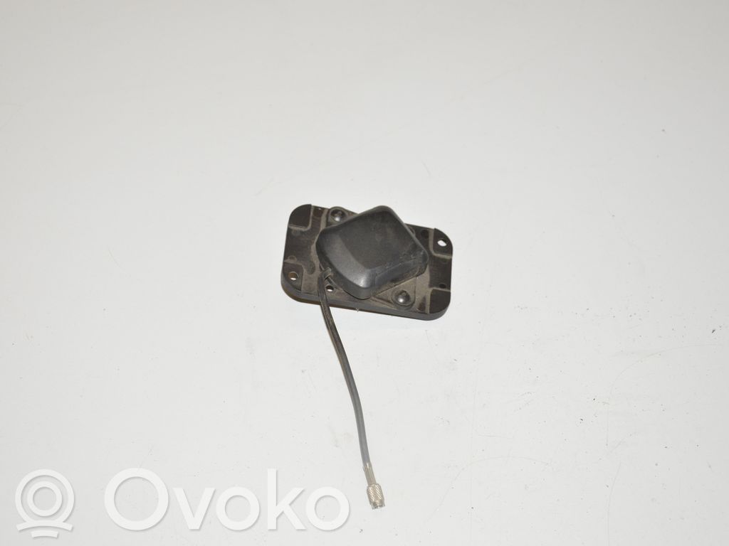 BMW 5 E39 Antenas pastiprinātājs 