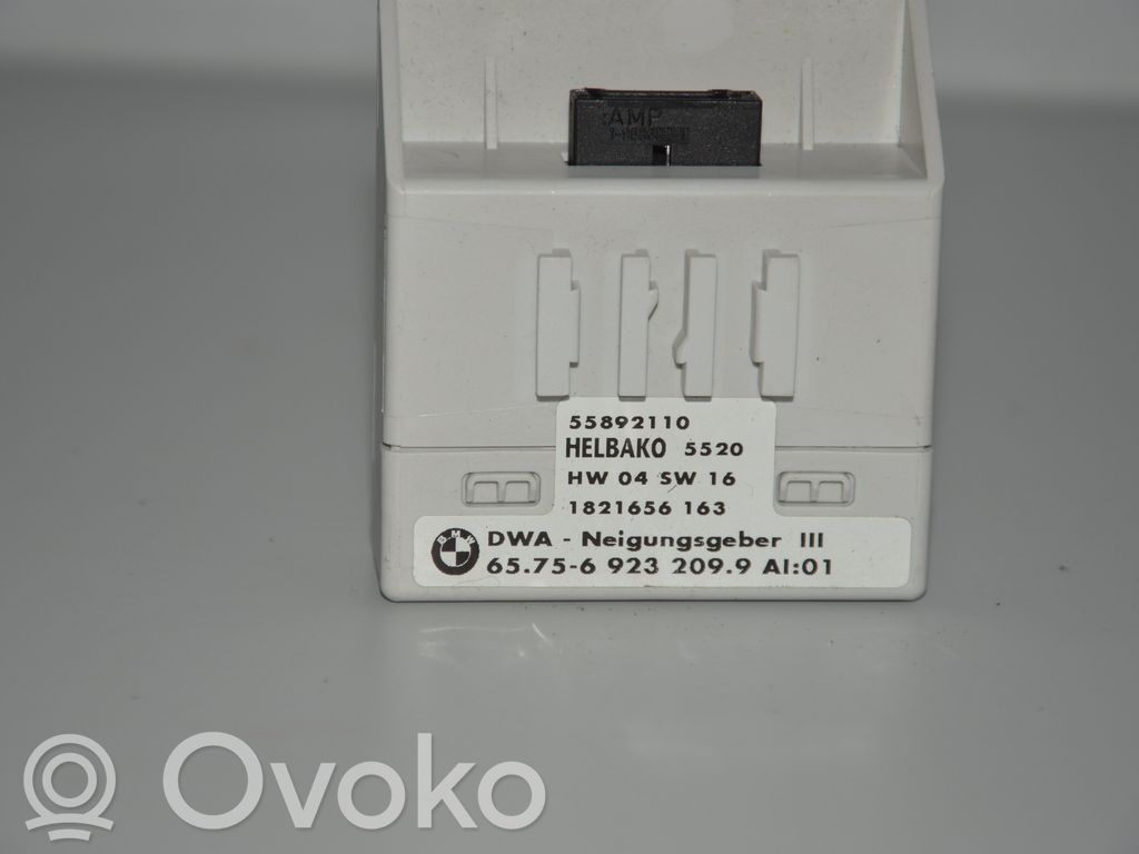 Yaw turn rate sensor   6923209