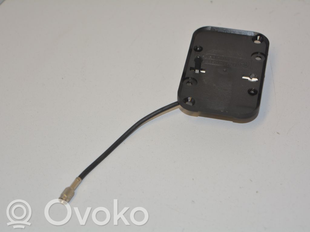 BMW 5 E39 Antenas pastiprinātājs 