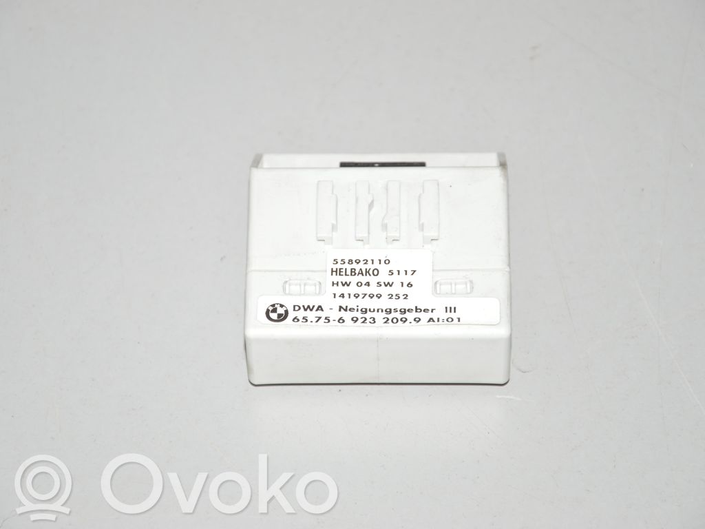 Yaw turn rate sensor   6923209