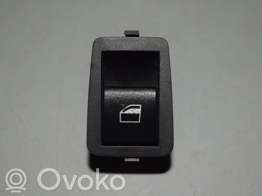 Elektrisko logu slēdzis   6902174