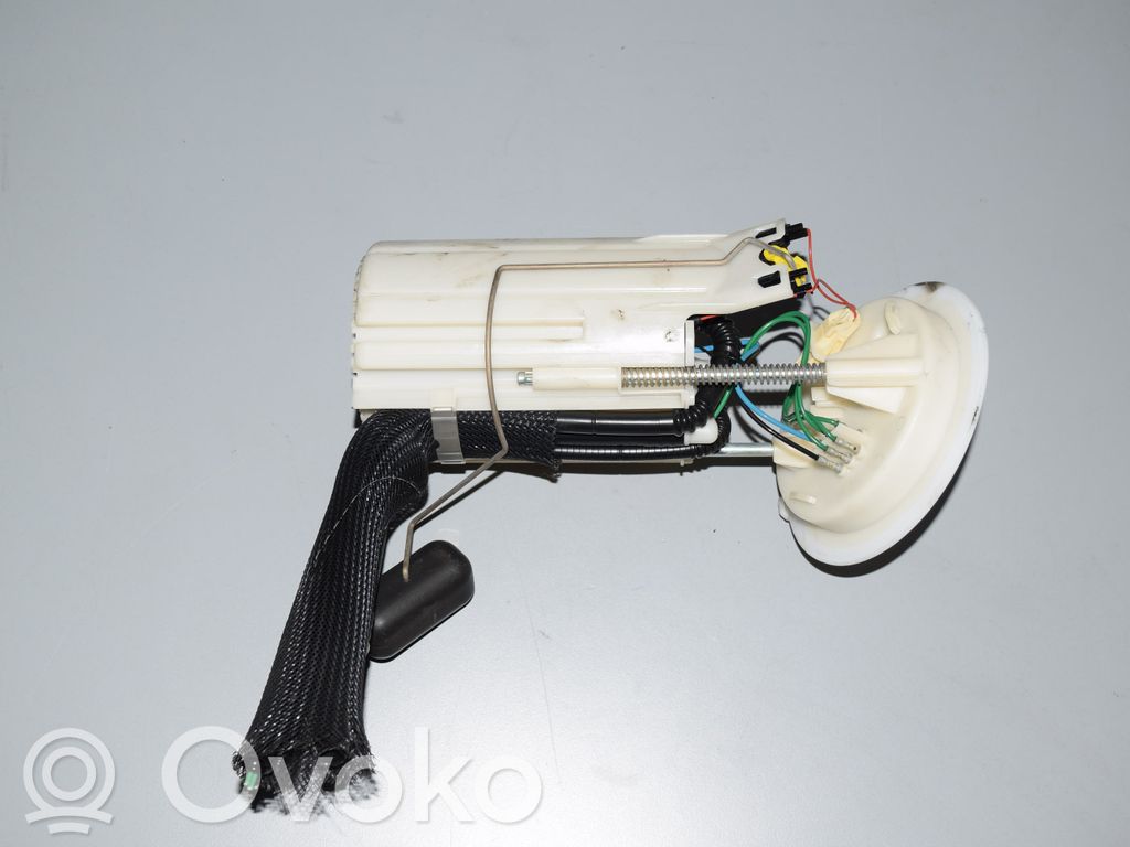 BMW 5 E60 E61 Bomba interna de combustible 