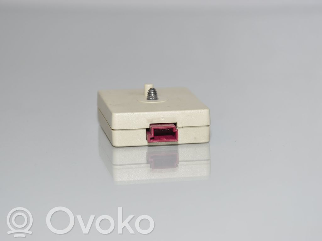 Antenos stiprintuvas   6932644