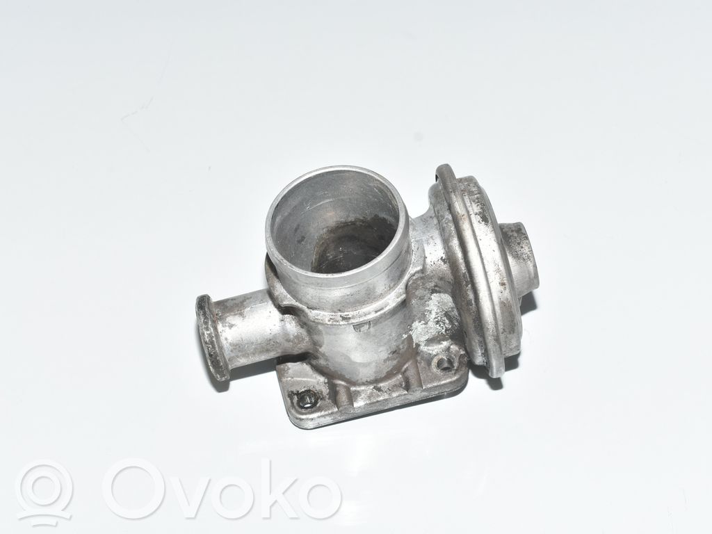 EGR valve   7225220,7804378,11712354070,11714701242,11717785452,11717785789,11717785794,11717804378,11718479605,2354070,4701242,7785452,7785789,7785794,8479605