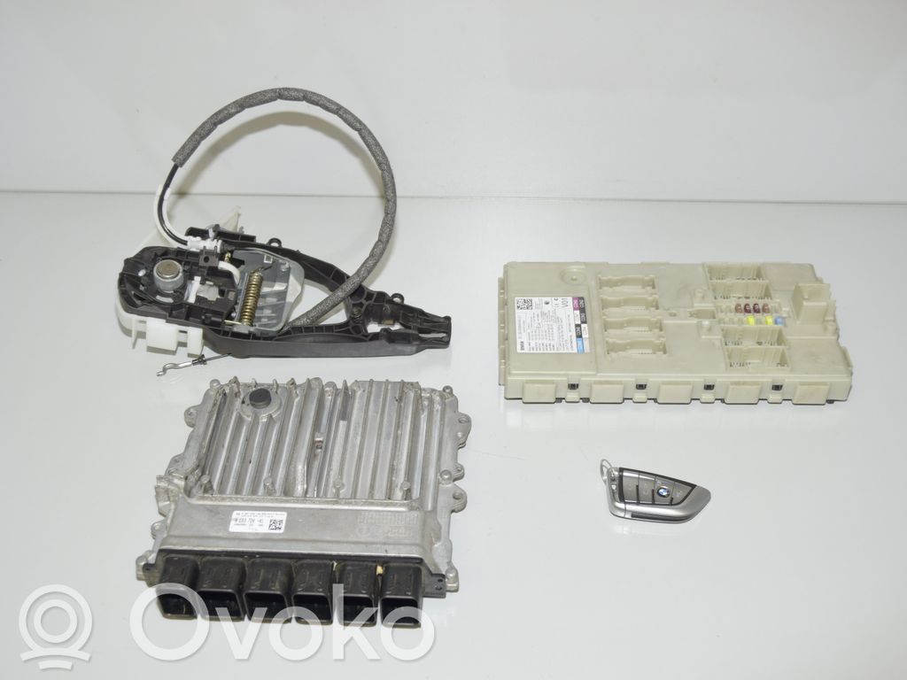 BMW 7 G11 G12 Engine ECU kit and lock set 