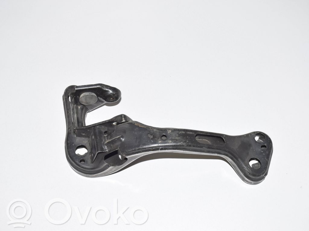 BMW X3 E83 Gearbox mounting bracket 