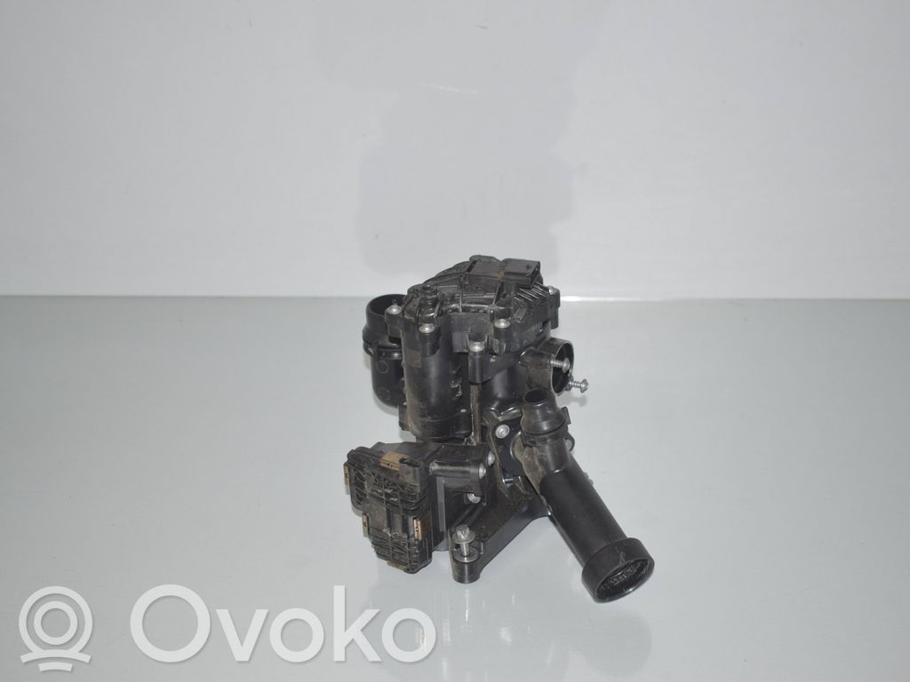 Termostat / Obudowa termostatu   8642559,11538642559,8843406,11538843406