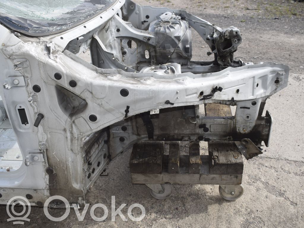 Front quarter panel