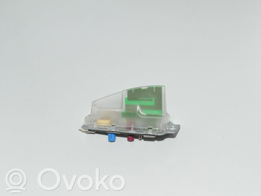 BMW 4 F32 F33 Antena GPS 