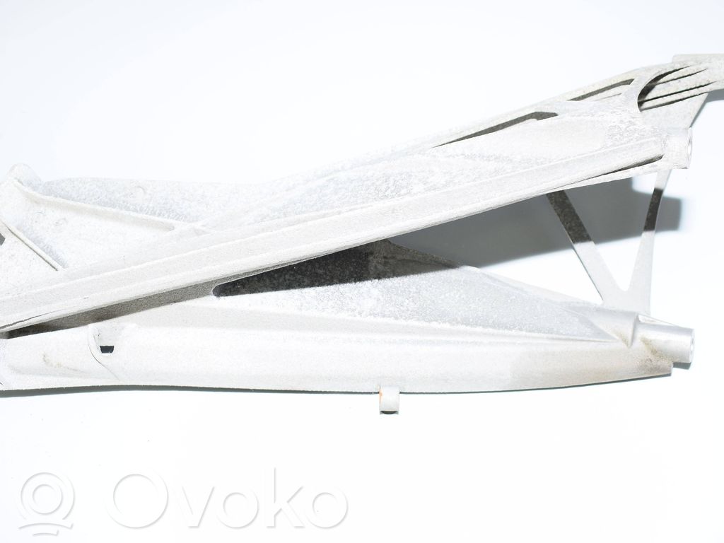 BMW i3 Engine mounting bracket 
