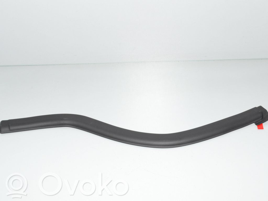 Rain gutter   9465771,41009465771