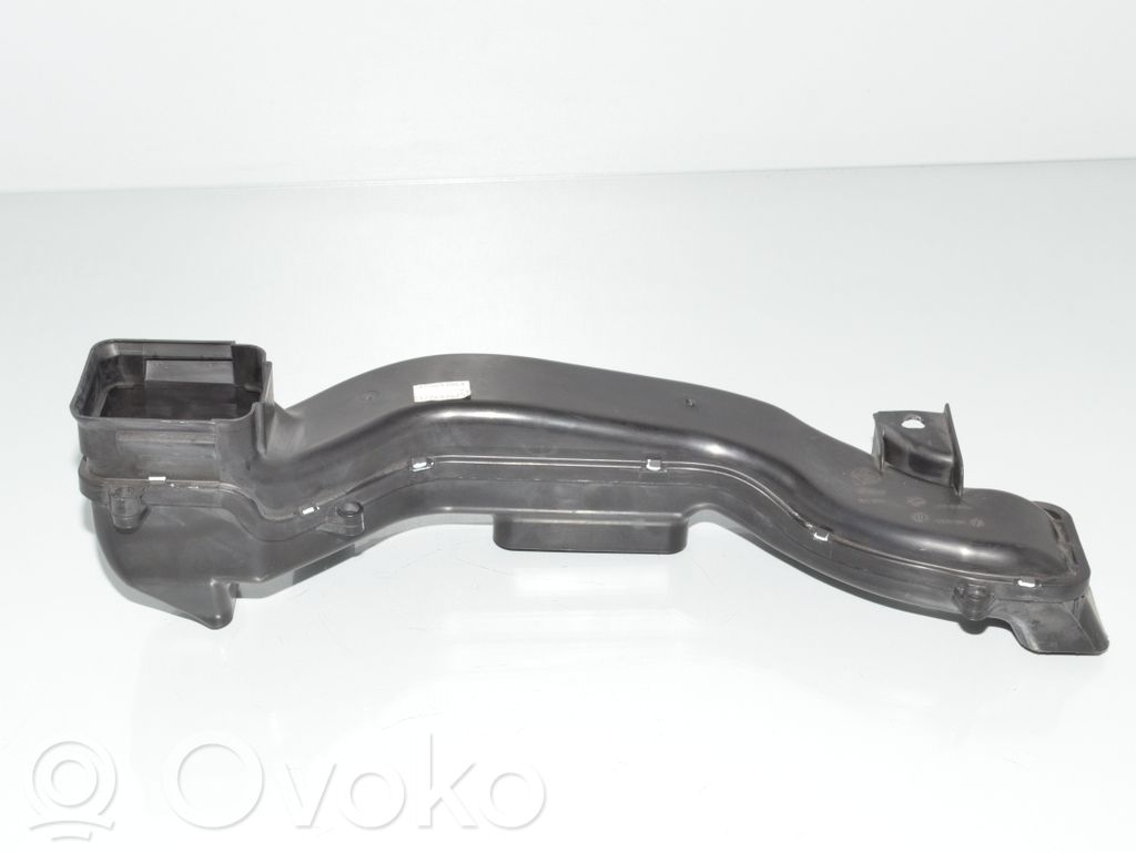 BMW X6 E71 Oro paėmimo kanalo detalė (-ės) 