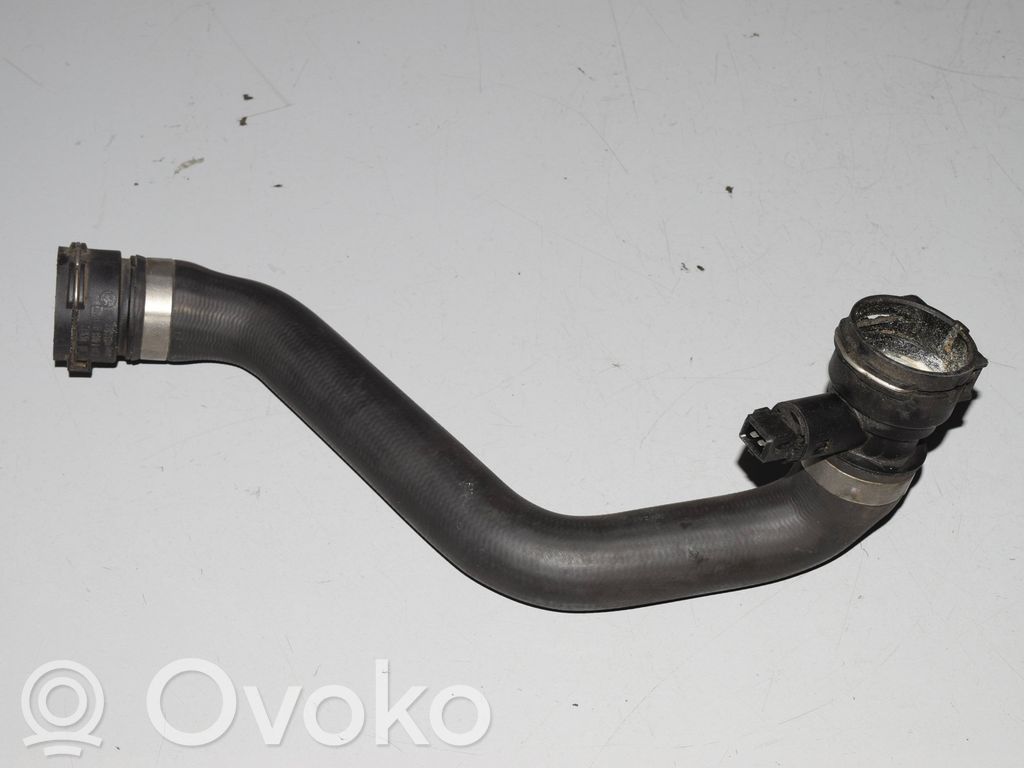 Engine coolant pipe/hose   1705224
