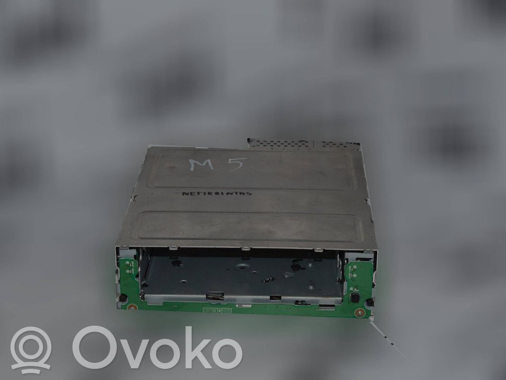 BMW 5 E60 E61 CD/DVD changer 