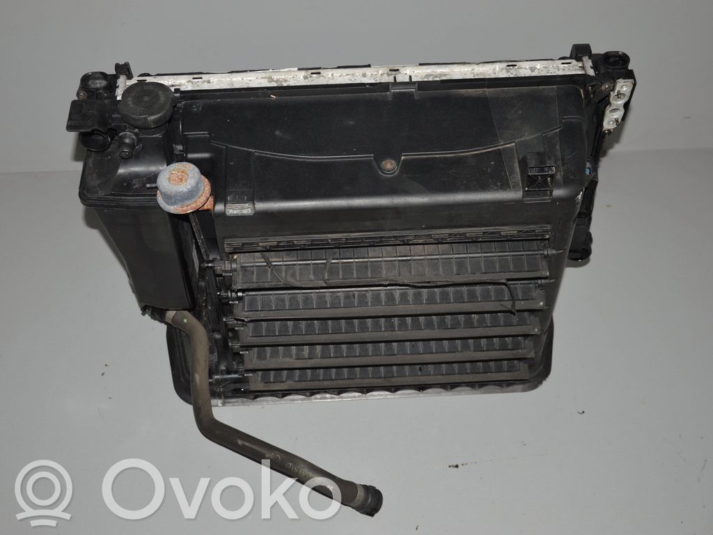 BMW 3 E46 Radiatorių komplektas 