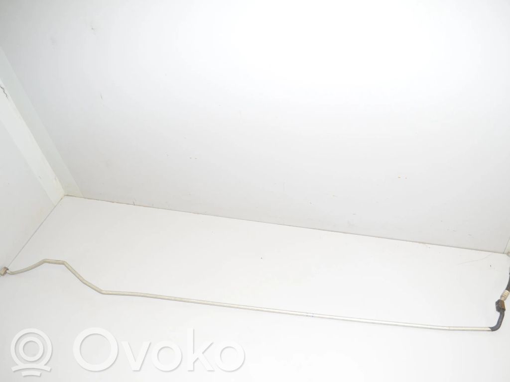 BMW i3 Ilmastointilaitteen putki (A/C) 