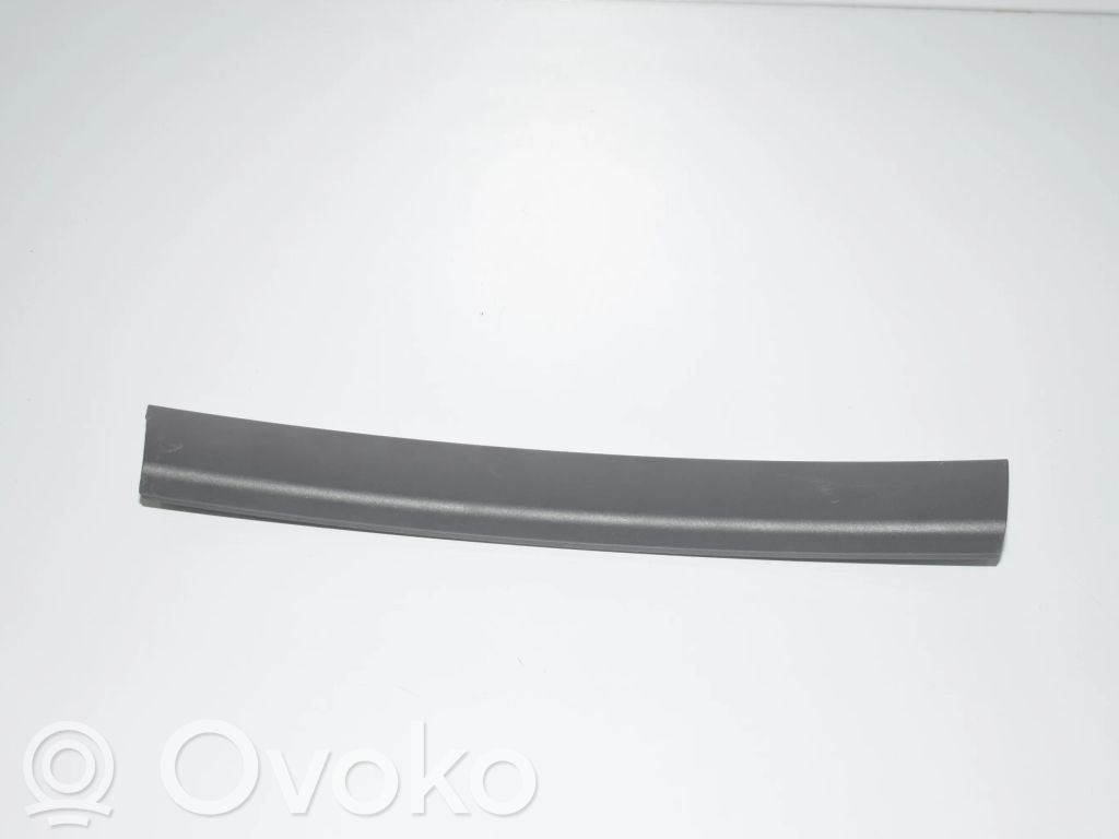 Listwa / Uszczelka szyby drzwi tylnych   7384944,51357384944