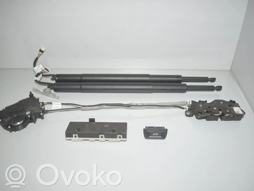 BMW 3 G20 G21 Pompa / Siłownik klapy tylnej bagażnika / Komplet 