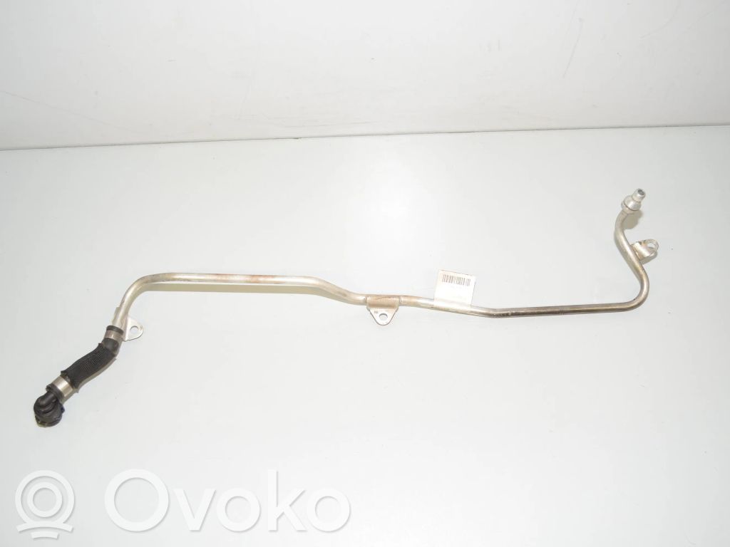 BMW 7 G11 G12 Engine coolant pipe/hose 