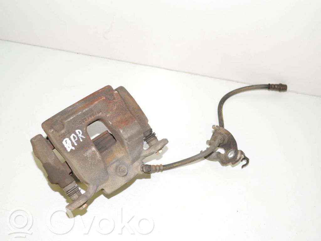 BMW 2 F46 Etujarrusatula 