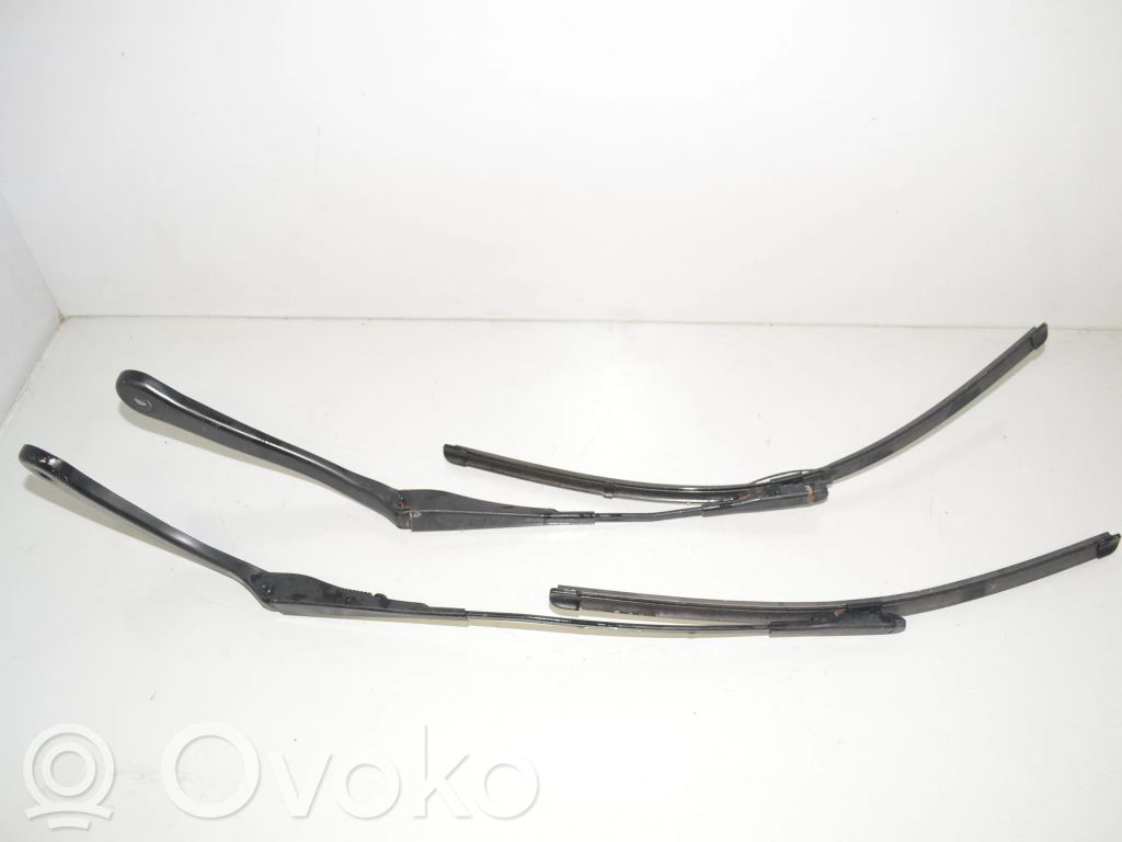 BMW 3 E90 E91 Headlight wiper blade set 
