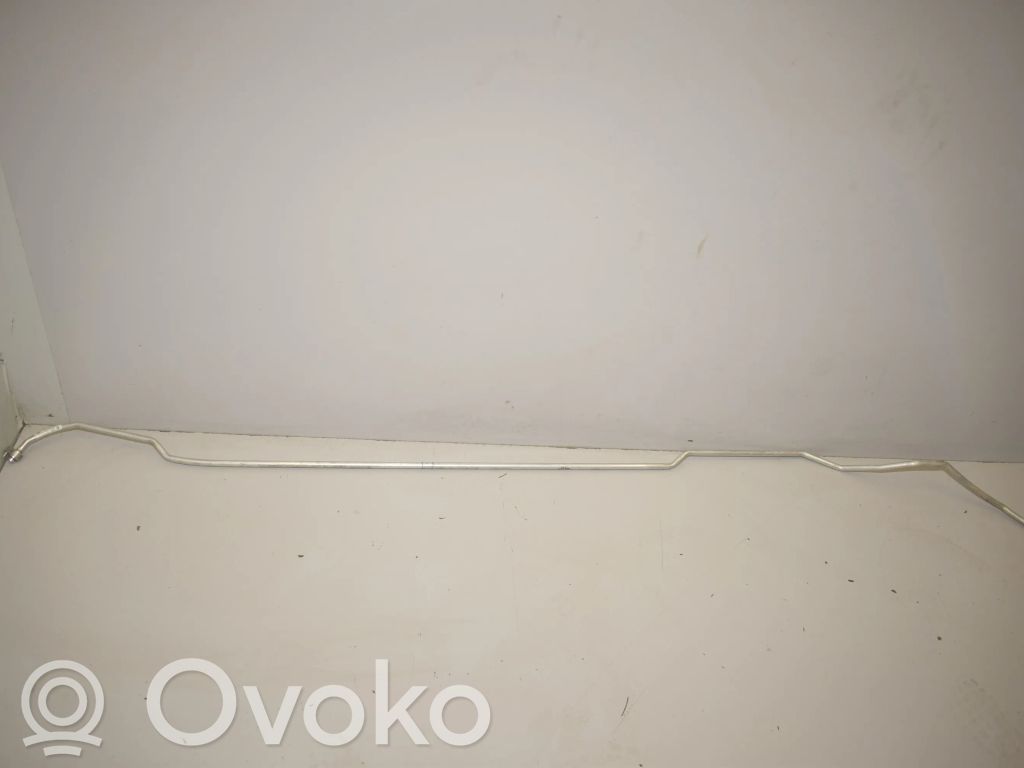 BMW i3 Ilmastointilaitteen putki (A/C) 