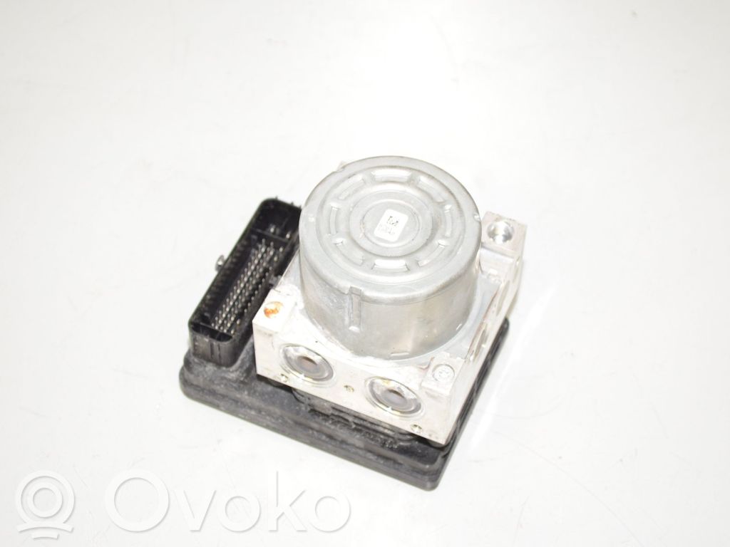 BMW 2 F45 Блок ABS 