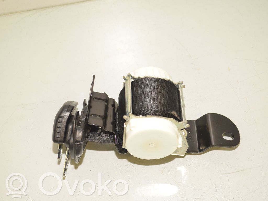 BMW 2 F45 Pas bezpieczeństwa fotela tylnego środkowego 