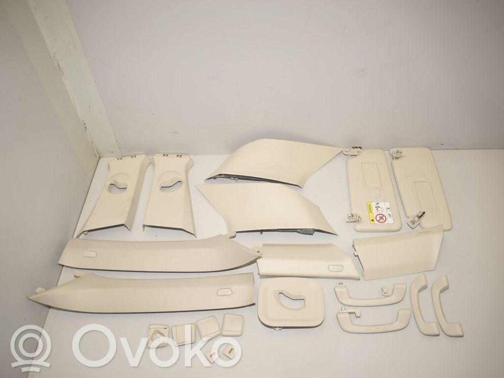 BMW X1 U11 Otras molduras del borde/pilar 