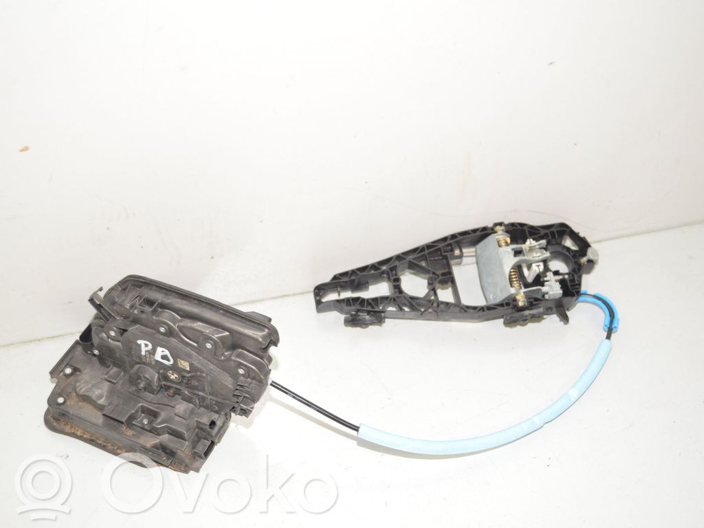 BMW 2 F45 Zamek drzwi przednich 