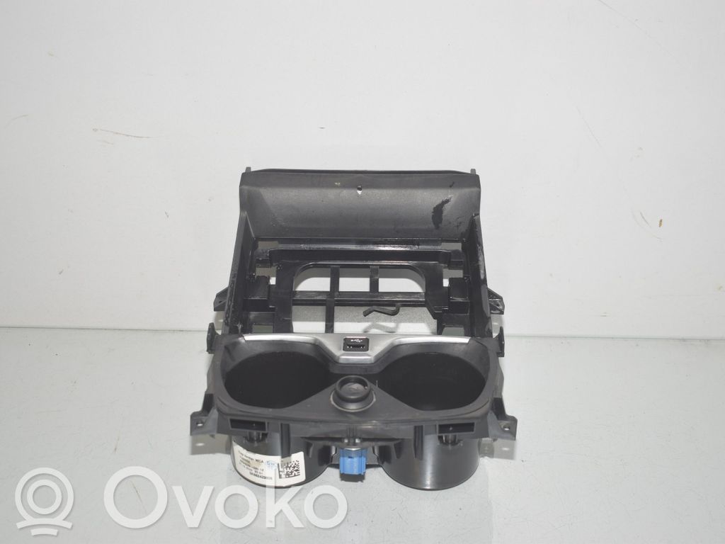 BMW 1 F40 Portavasos delantero 