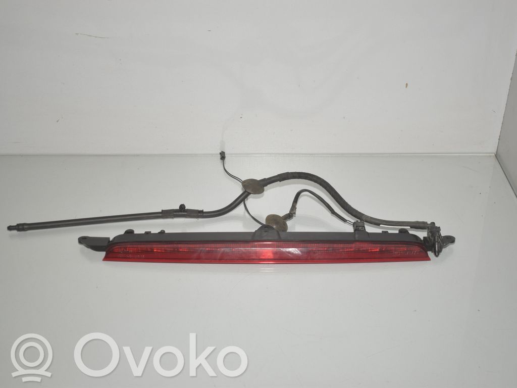 BMW i3 Third/center stoplight 
