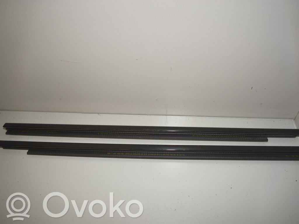 Listwa / Uszczelka szyby drzwi przednich   7482959,51337482959,7482960,51337482960