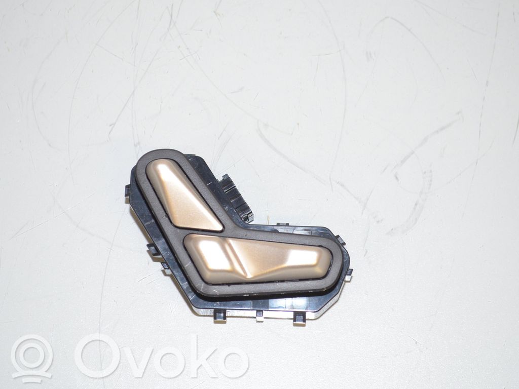 BMW iX Seat heating switch 