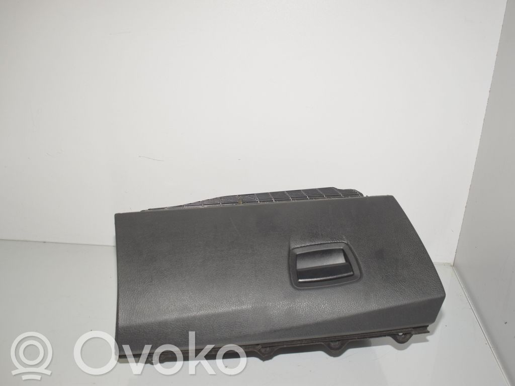 BMW 5 F10 F11 Glove box 