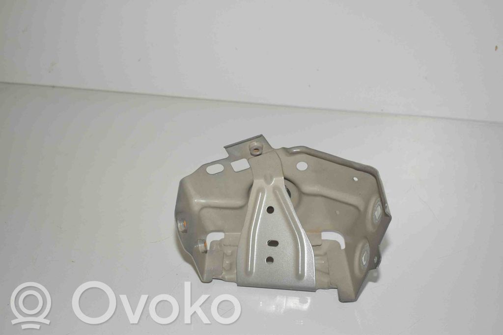 BMW iX Lokasuojan kannake 
