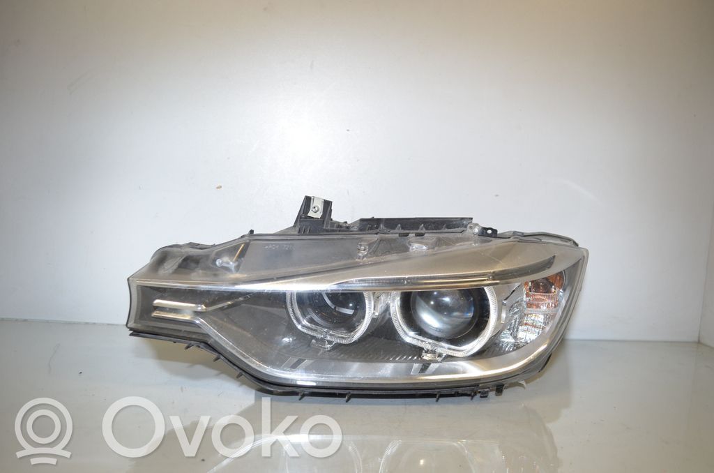 BMW 3 F30 F35 F31 Priekinis žibintas 