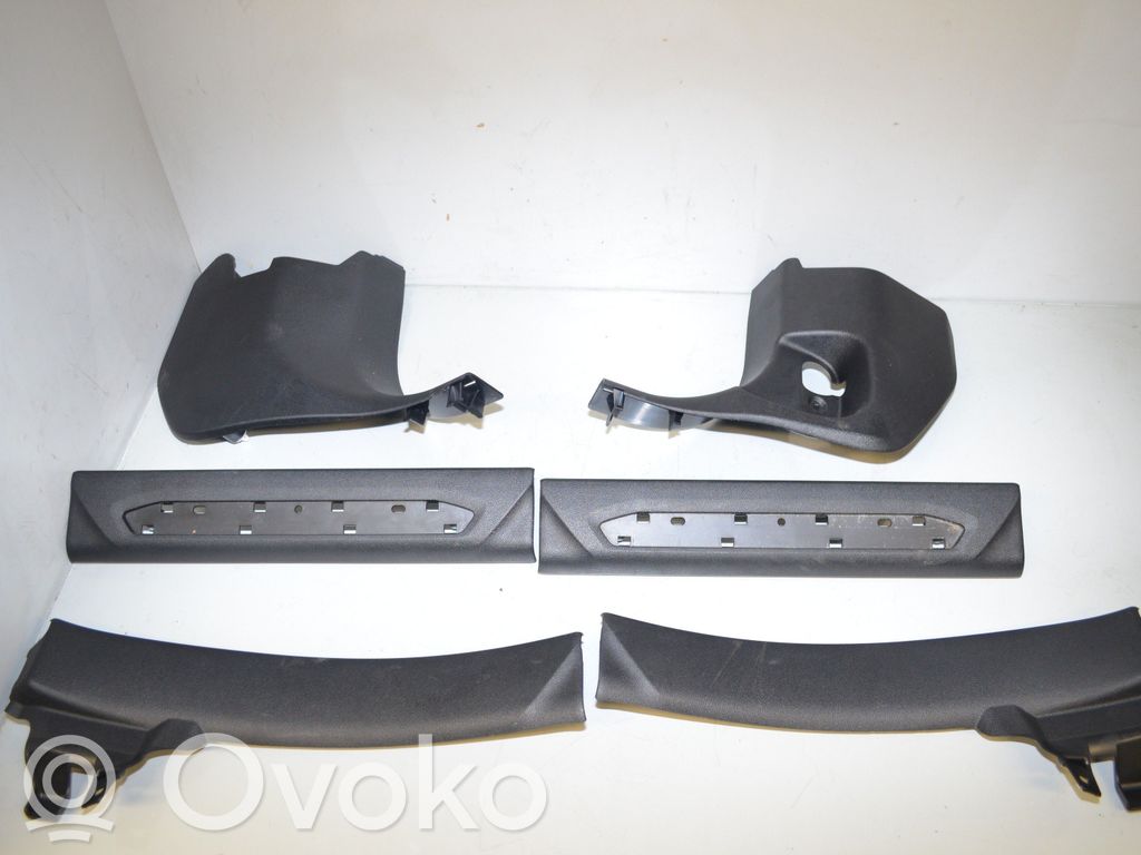 BMW 1 F40 sill trim set (inner) 