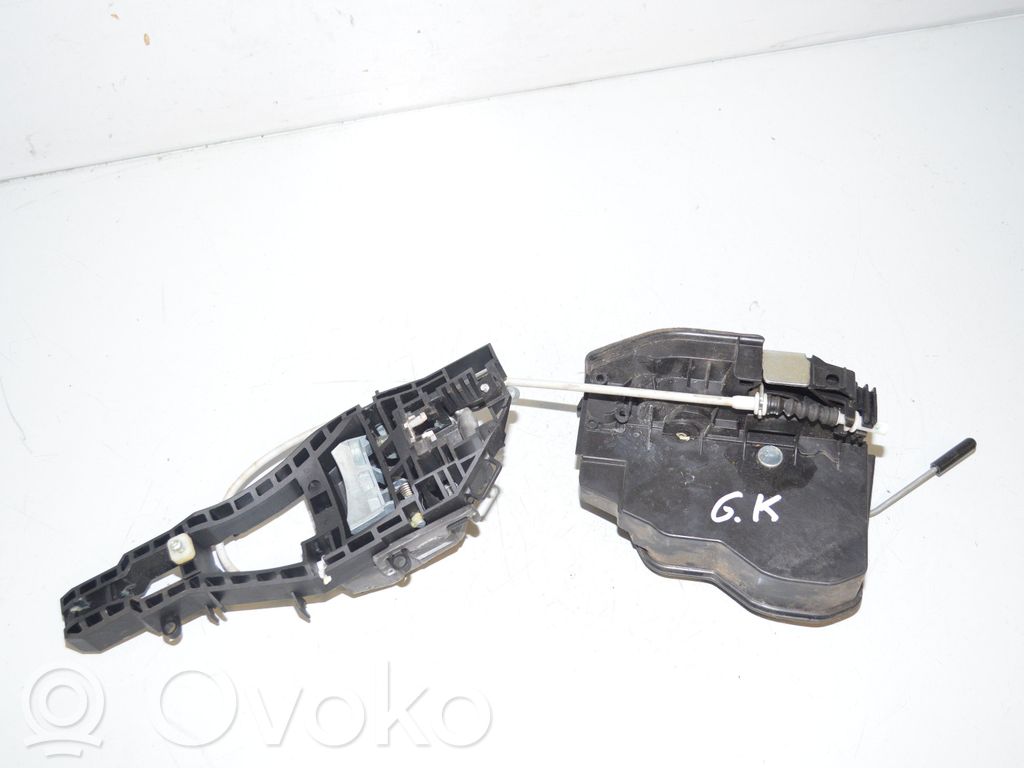 BMW 3 F30 F35 F31 Galinių durų spyna 