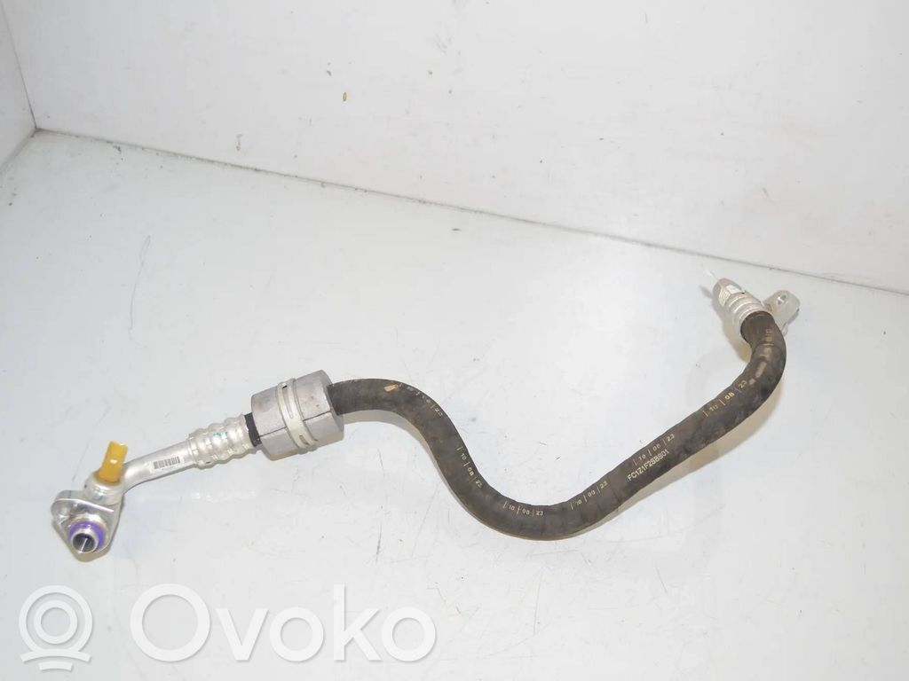 BMW i4 Ilmastointilaitteen putki (A/C) 