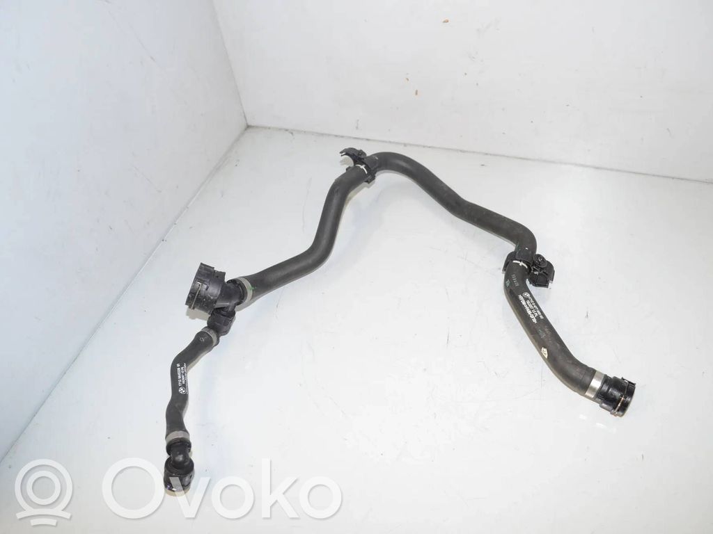 BMW i4 Conductă/furtun lichid de răcire motor 