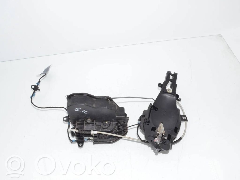 BMW X3 F25 Takaoven lukko 