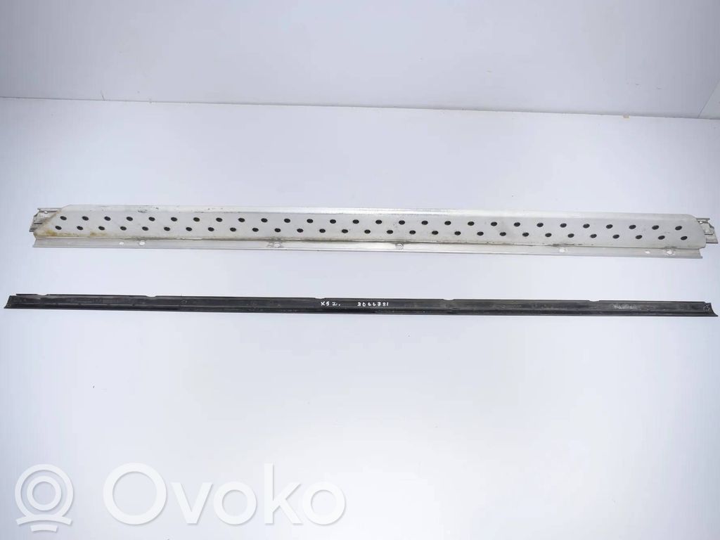 BMW X5 E53 Sill 