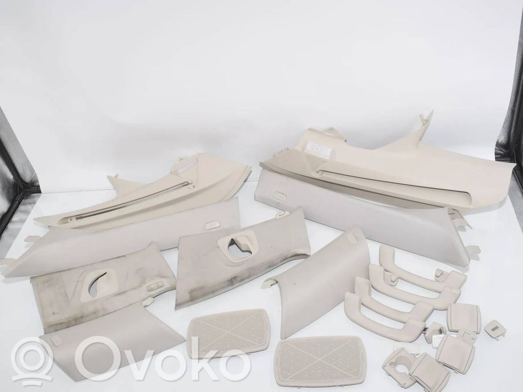 BMW 5 G30 G31 G38 Alte componente capac prag/stâlp 