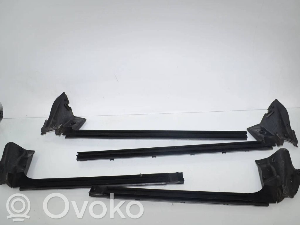 BMW 6 F06 Gran coupe Guma sandarinimo priekinių durų (prie stiklo) 